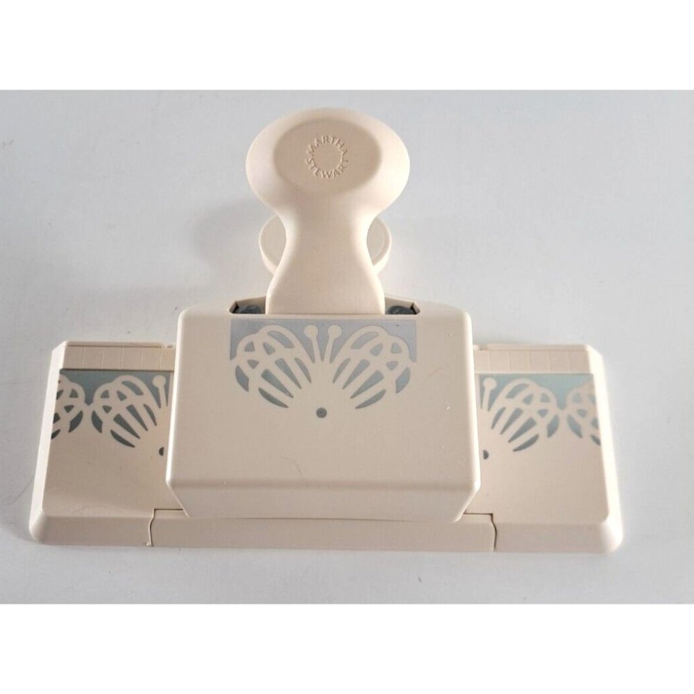 Martha Stewart Butterfly Paper Border Punch Tool Crafts Scrapbooking